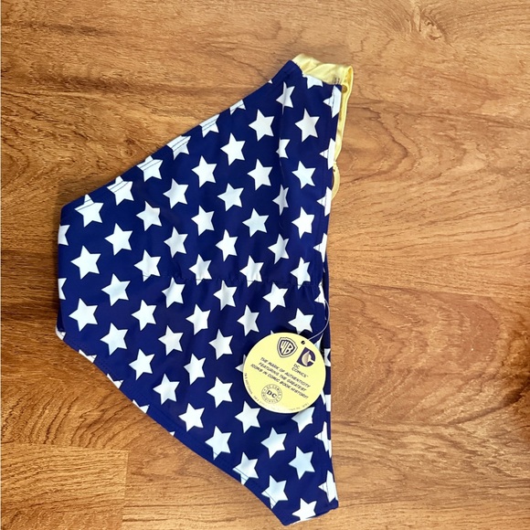 NEW Bold DC Wonder Woman Red and Gold Bikini Set with Wrap -small- - Picture 4 of 7